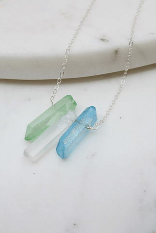 Necklace in Silver with Blue, Green, and White Titanium Quartz - Apalipapa