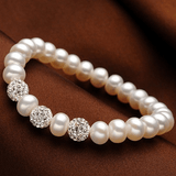 Venus Italian Pearl Bracelet - With 3 Crystal Moon Beads - Apalipapa