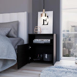 Omaha Nightstand, Single Door Cabinet, Metal Handle, One Shelf, Superior Top - Apalipapa